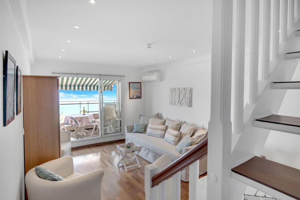 La Prom - A Two Bedroom Apartment With A Sea View Ница Екстериор снимка
