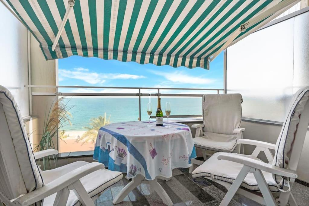 La Prom - A Two Bedroom Apartment With A Sea View Ница Екстериор снимка